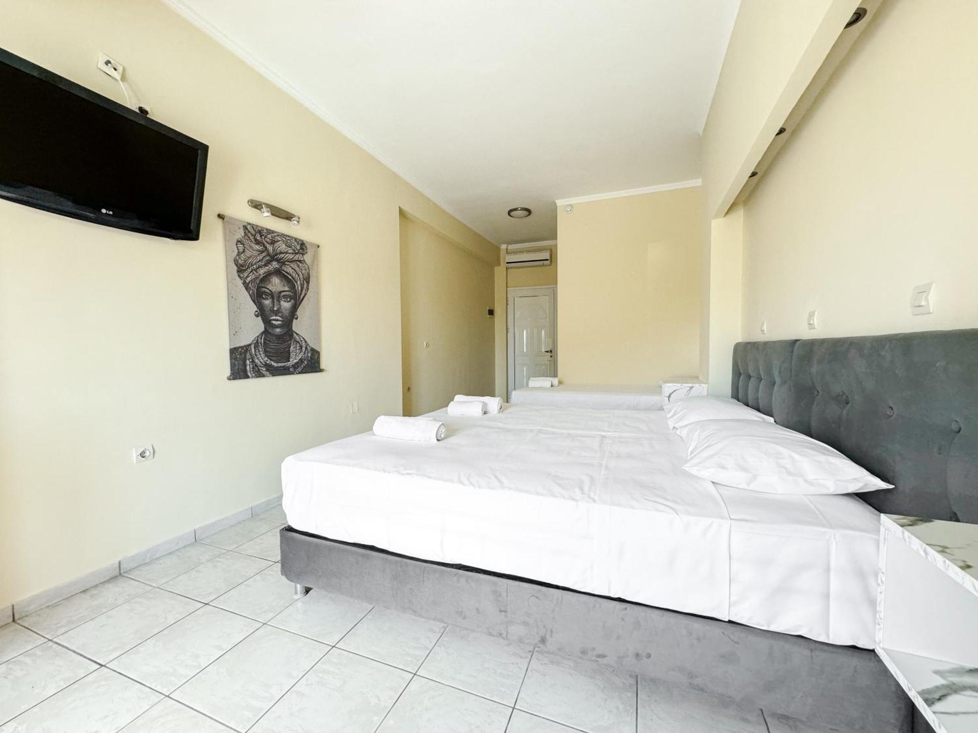 Kavos Plaza Hotel 外观 照片