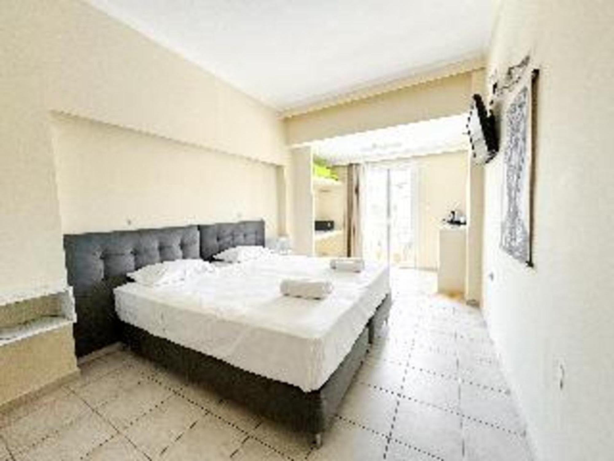 Kavos Plaza Hotel 外观 照片